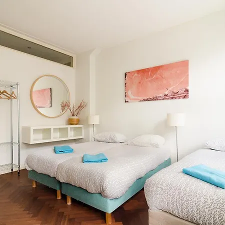 Marnix360apartments Classic 4*