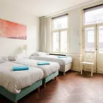 아파트호텔 Marnix360apartments Classic 4*
