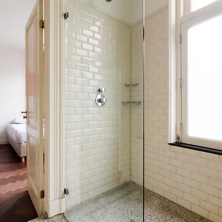 Marnix360apartments Classic 4*