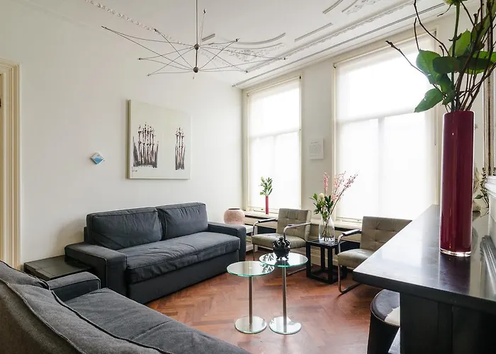 Aparthotel Marnix360apartments Classic 4*